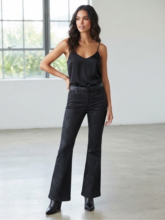 Alice + Olivia Denim - Alice + Olivia Black Animal Leopard Jacquard Flare Pants Size 6